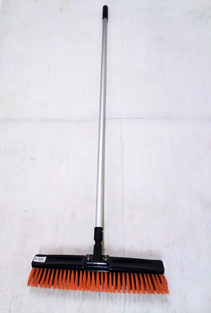 Broom 18inch W/Handle MC6045