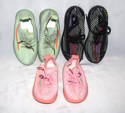[FC5372] Shoe Pair Kids Sneaker