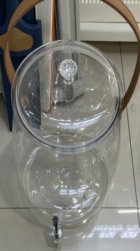 [VI8214] Bottle Plst Drinking Water W/Taps 5834
