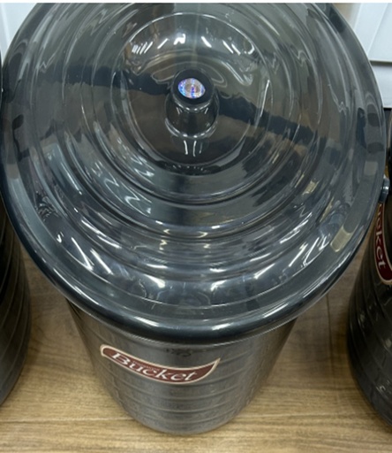 [VI8240] Bucket Plst Transparent W/Lid 22.5L 2188